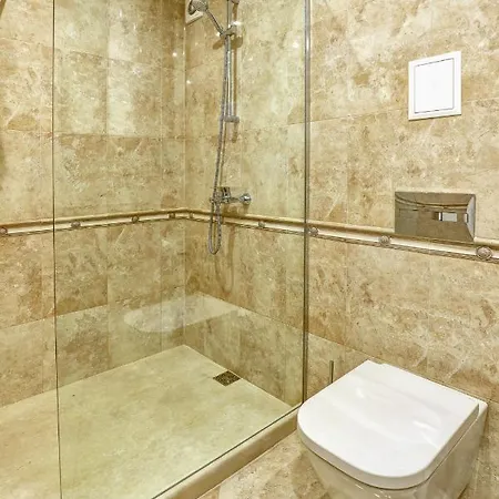 شقة Luxury Center In Grand Karavel فارنا