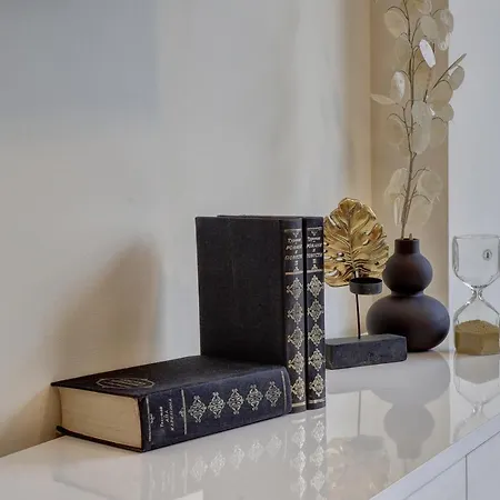 Luxury Center In Grand Karavel شقة