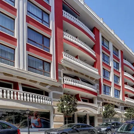 Luxury Center In Grand Karavel דירה